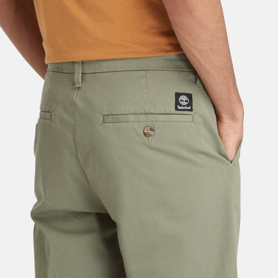 4---Stretch-Twill-Chino-Shorts-for-Men-in-Light-Green (3)