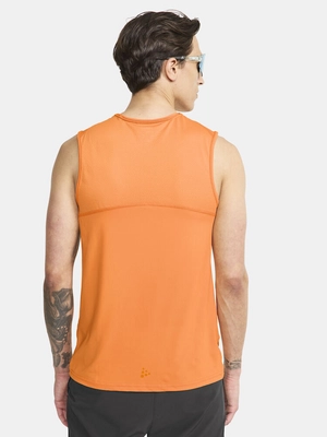 4---1908752-533000_ADV Essence SL Tee M_closeup2