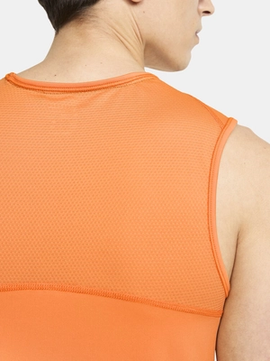 7---1908752-533000_ADV Essence SL Tee M_closeup5
