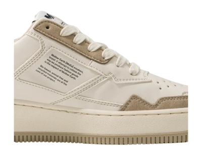 4---gen1fullbeige-detail2-RAW-1-_no-bg