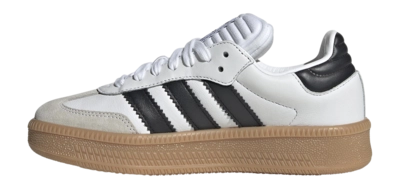 7---JH6516_5_FOOTWEAR_Photography_Side Medial Center View_transparent-_no-bg