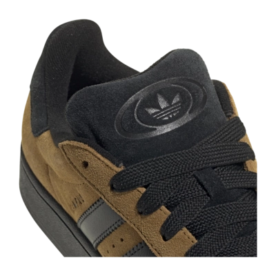 8---JH8998_8_FOOTWEAR_Photography_Detail View 1_transparent-_no-bg
