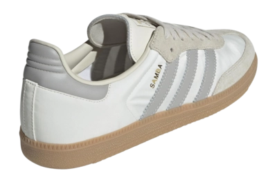 7---ID1448_7_FOOTWEAR_Photography_Back Lateral Top View_transparent-_no-bg
