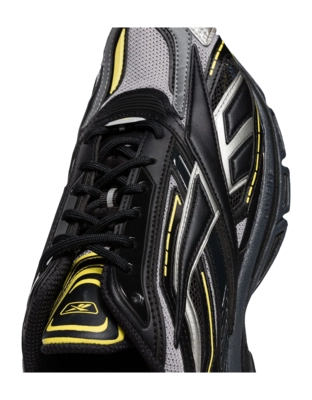3---reebok-ltd-premier-road-ultra_23357121_54088742_2048-_no-bg