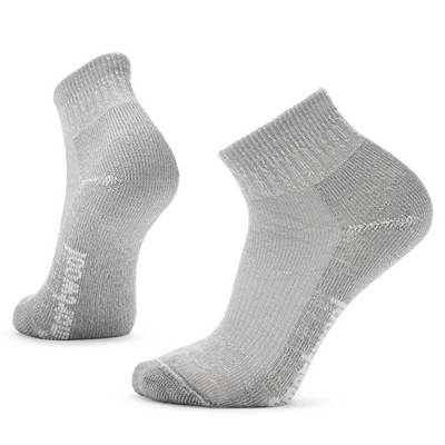 Hiking Socks Smartwool Unisex Hike Classic Edition Light Cushion Ankle Socks Light Gray