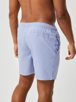 2---698_68db18fb15-9999-1346-bl164-2-original
