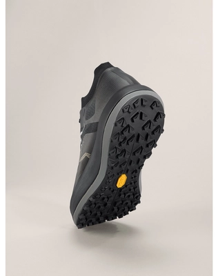 6---F24-X000009024-Sylan-Pro-Shoe-Black-Black-Sole