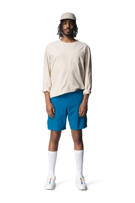 4---Ms-Pace-Light-Shorts_Out-Out-Of-The-Blue_860016_D39_SET_5961_w_low