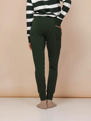 3---FW24green_regularpants_women_6
