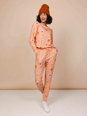 2---FW24_FlowerPower_regularsweater_Women_4