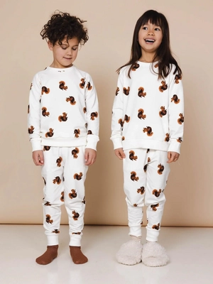2---FW24Squirels_regularsweater_Kids_9