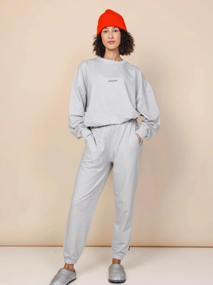 3---FW24Grey_relaxedsweater_men_3