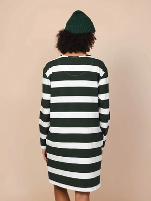 4---FW24_labradoodle_sweaterdress_Women_4
