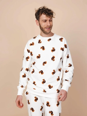 2---FW24Squirels_regularsweater_men_2