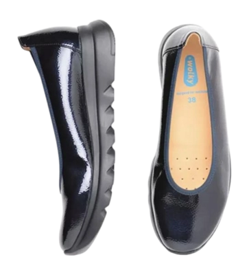 wolky-ballerinas-02126-snallerina-f2f-96800-blauw-lak-biocare-top.-755x1024-_no-bg