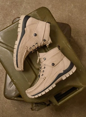 wolky-hoge-veterschoenen-04725-jump-11125-safari-nubuck-sfeer-2.-756x1024