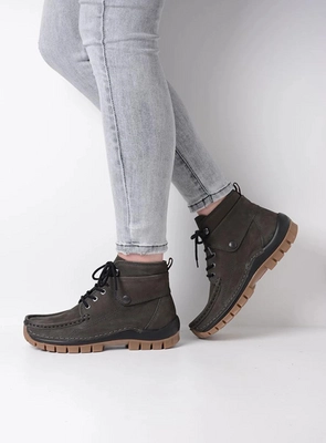 wolky-hoge-veterschoenen-04725-jump-11301-asfalt-nubuck-sfeer