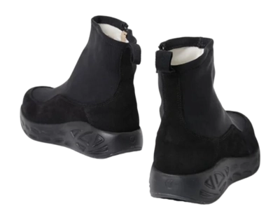 wolky-sneakers-05702-rebound-s2f-40000-zwart-stretch-suede-back.-756x1024-_no-bg