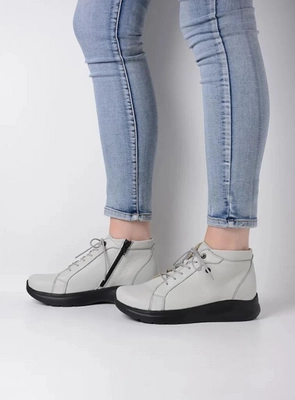 wolky-veterschoenen-05930-lima-20114-wol-wit-leer-detail.-756x1024