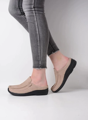 wolky-slippers-06202-roll-slide-13125-safari-nubuck-sfeer