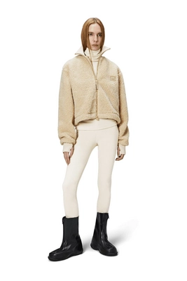 7---19950_sand_aw24_women_3