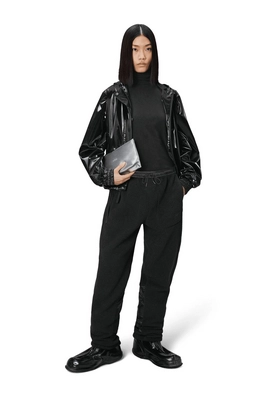 7---19990_black_women_3