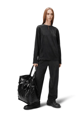 21550_black_aw24_women_3
