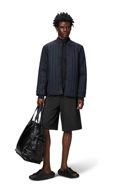 21680_navy_ss25_men_3