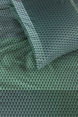 3---326623_40