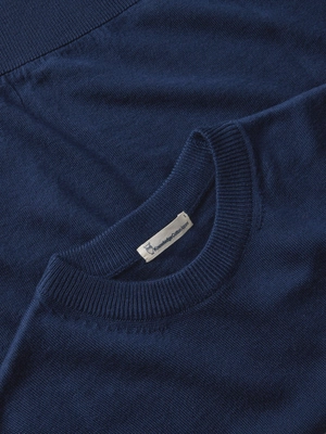 6---Fine_merino_crew_neck_-_RWS-Knits-2080061-1001_Total_Eclipse_237ff3aa-ed94-4293-b864-5e78466ea888_600x