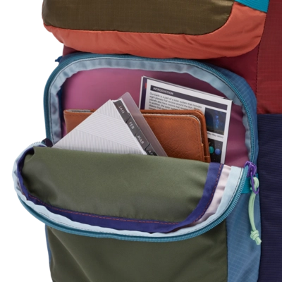 7---1200x1200png-S24Tasra16LBackpackDelDiaREDESIGNDelDia_A3_1100x