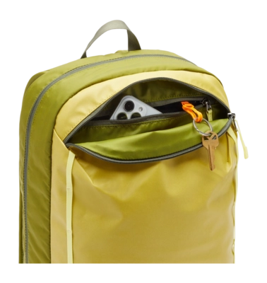 3---1200x1200png-S24Vaya18LBackpackCadaDiaLemongrass_A1_1200x-_no-bg