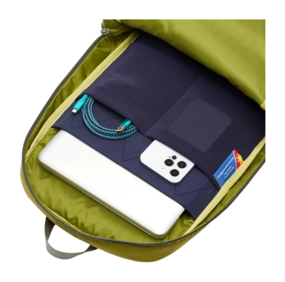 4---1200x1200png-S24Vaya18LBackpackCadaDiaLemongrass_A2_1200x-_no-bg