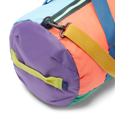 5---1200x1200_png-F24_Ligera_32L_Duffel_Bag_Del_Dia_Del_Dia_A1_1100x
