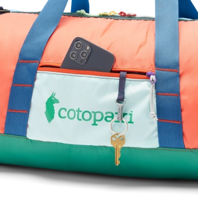 6---1200x1200_png-F24_Ligera_32L_Duffel_Bag_Del_Dia_Del_Dia_A2_1100x