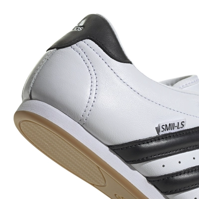 6---JQ4774_8_FOOTWEAR_Photography_Detail View 1_white