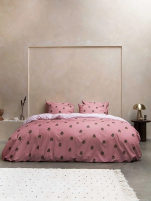 2---Pinecones_Dusty_Rose_2pers_rgb-9591