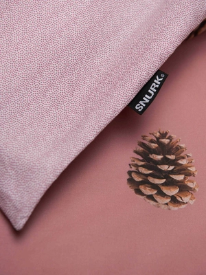 4---Pinecones_Dusty_Rose_2pers_rgb-9624