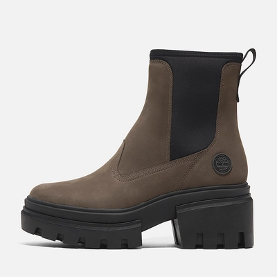 7---Everleigh-Mid-Chelsea-Boot-for-Women-in-Brown (6)