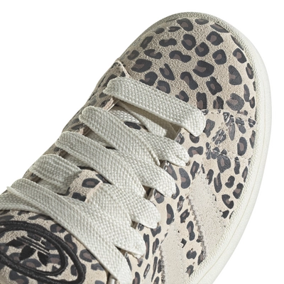 8---ID7041_9_FOOTWEAR_Photography_Detail View 2_white
