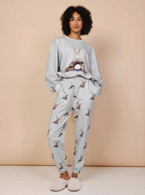 2---FW24_BunnyBums_RelaxedSweater_Uni_4