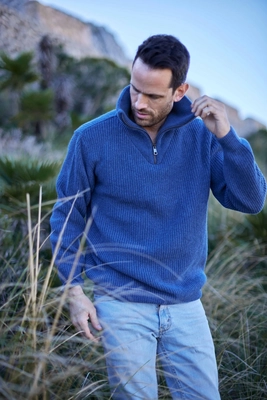 3---essential-nautic-sweater-sea-blue (1)