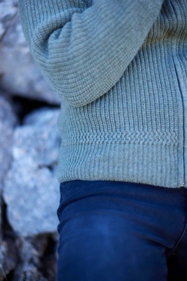 4---essential-nautic-cardigan-mid-green (3)