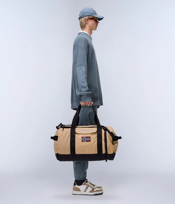 8---SS25_MAIN_MODEL_NA4HXSN1Q-ALT1