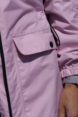 6---Ducksday_Raincoat_woman_Lee_12