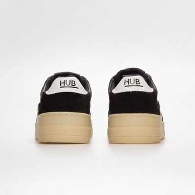 court-black-white-millkygum-3