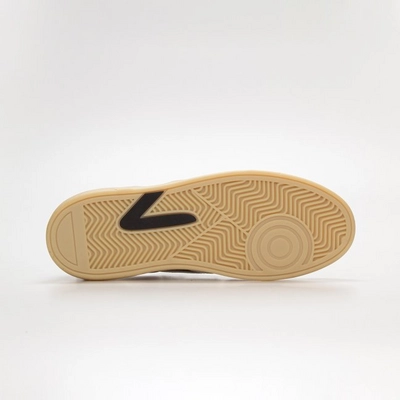 court-black-white-millkygum-4