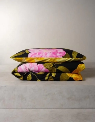 6---bloom_with_a_view_duvet_cover_black_101619_105_lr_s3_p_1_1
