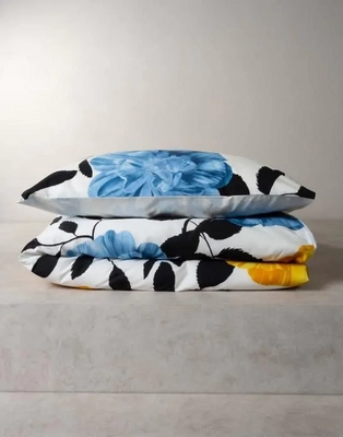 5---bloom_with_a_view_duvet_cover_bright_white_101619_646_lr_s3_p_2