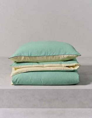 3---pied_de_cool_duvet_cover_simply_green_101621_645_lr_d1_p